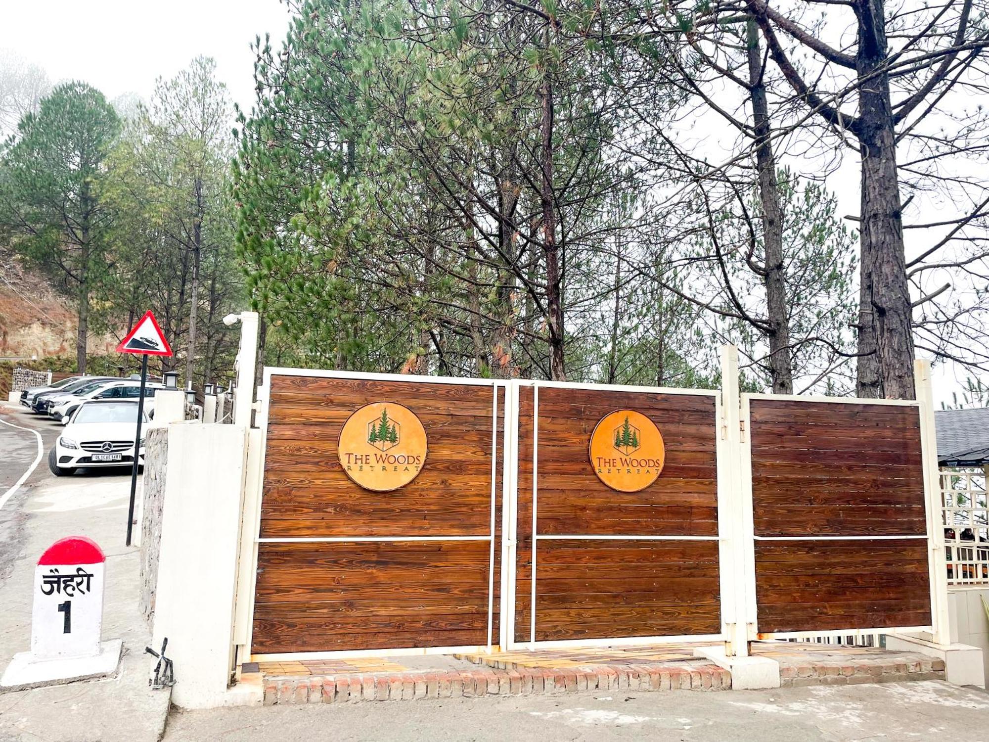 The Woods Retreat Hotel Lansdowne Luaran gambar
