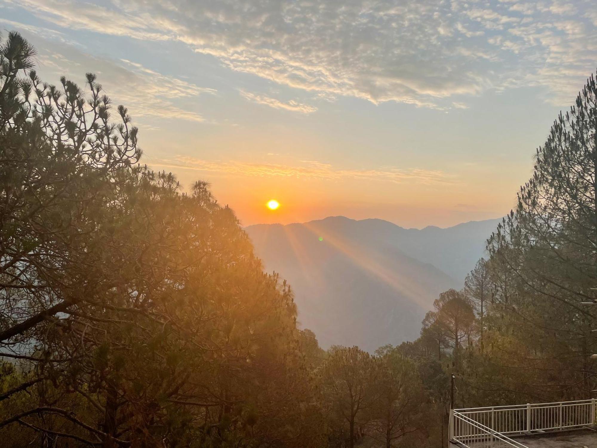 The Woods Retreat Hotel Lansdowne Luaran gambar