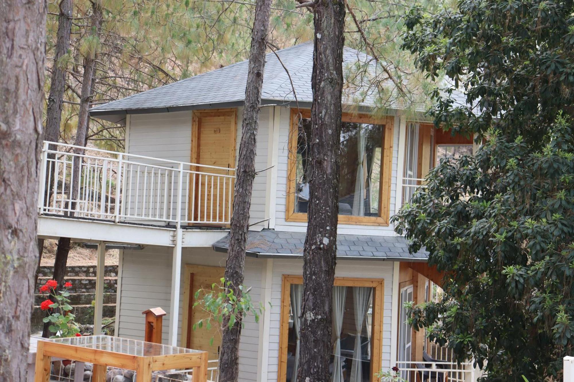 The Woods Retreat Hotel Lansdowne Luaran gambar