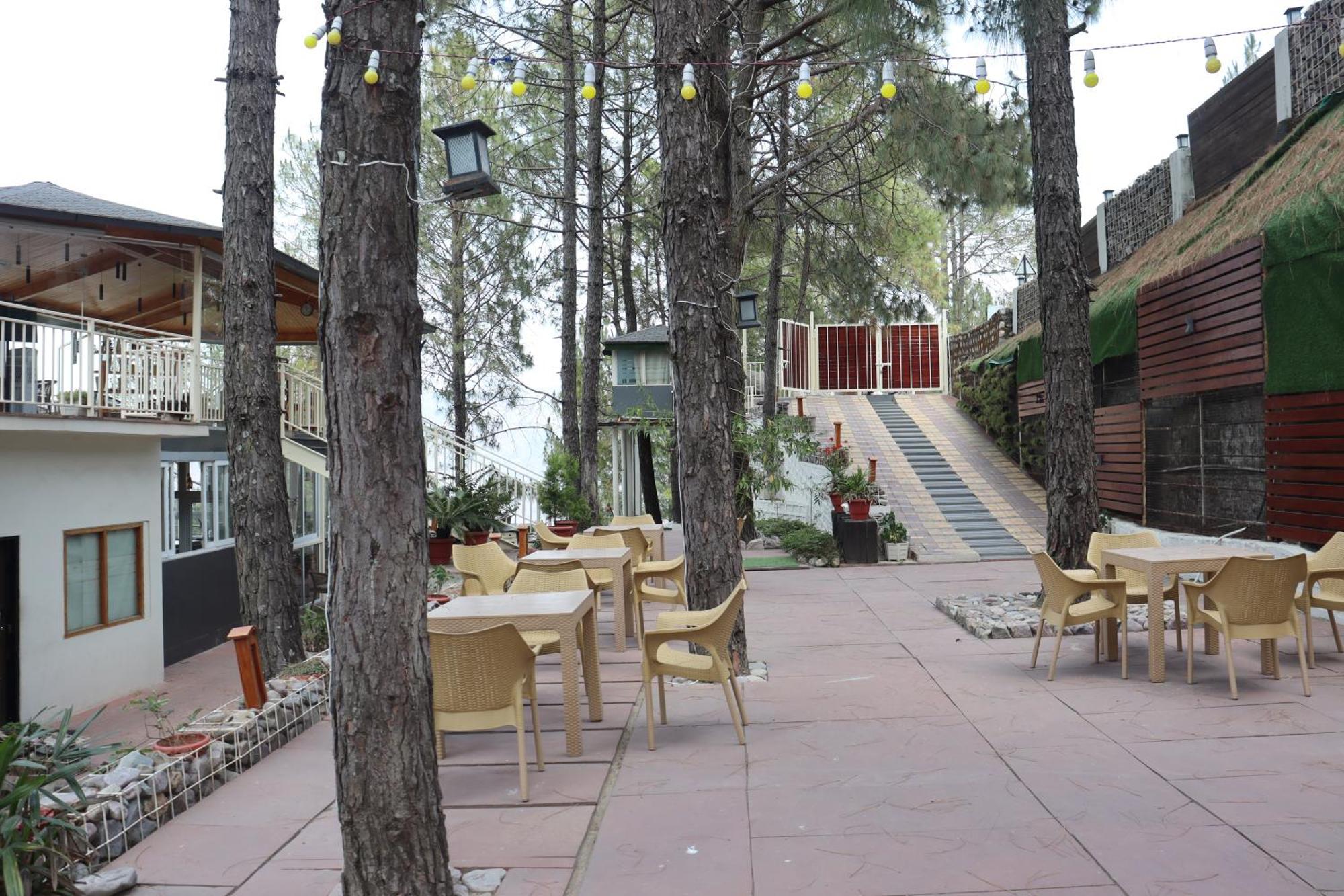 The Woods Retreat Hotel Lansdowne Luaran gambar