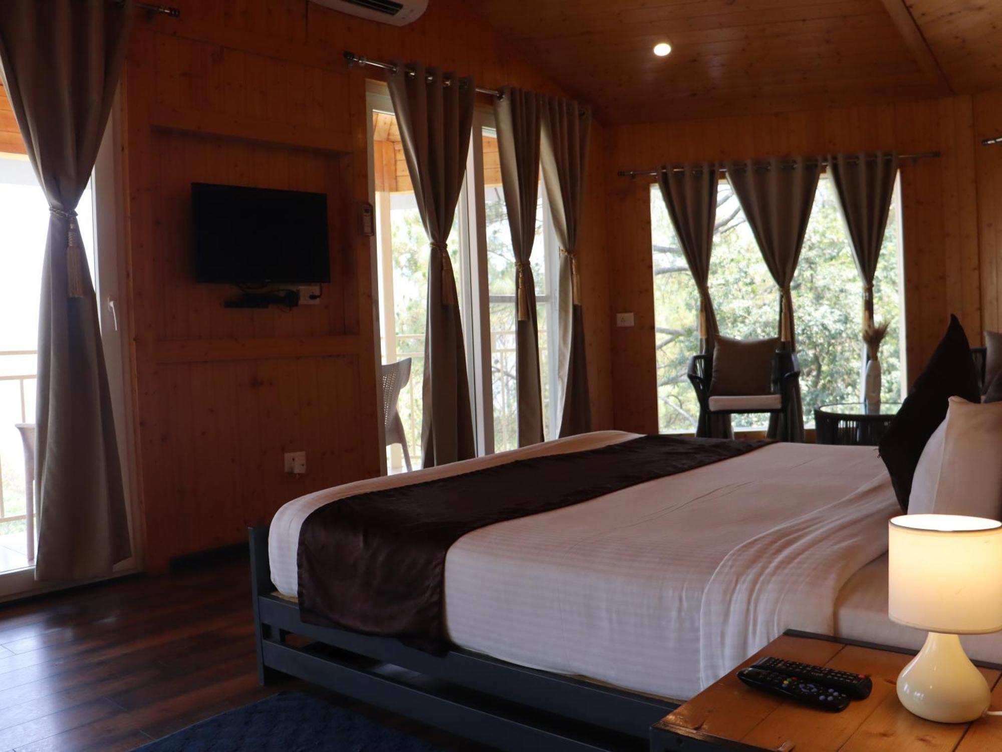 The Woods Retreat Hotel Lansdowne Luaran gambar